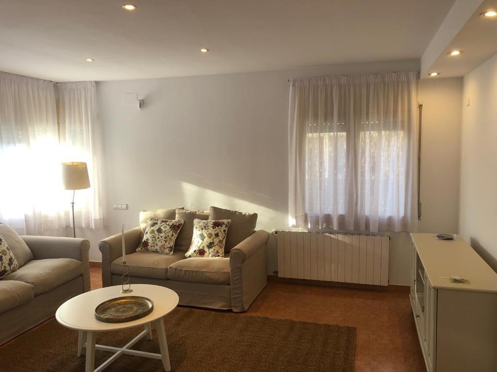 Casa Veuras Girona - Montilivi Villa Eksteriør billede