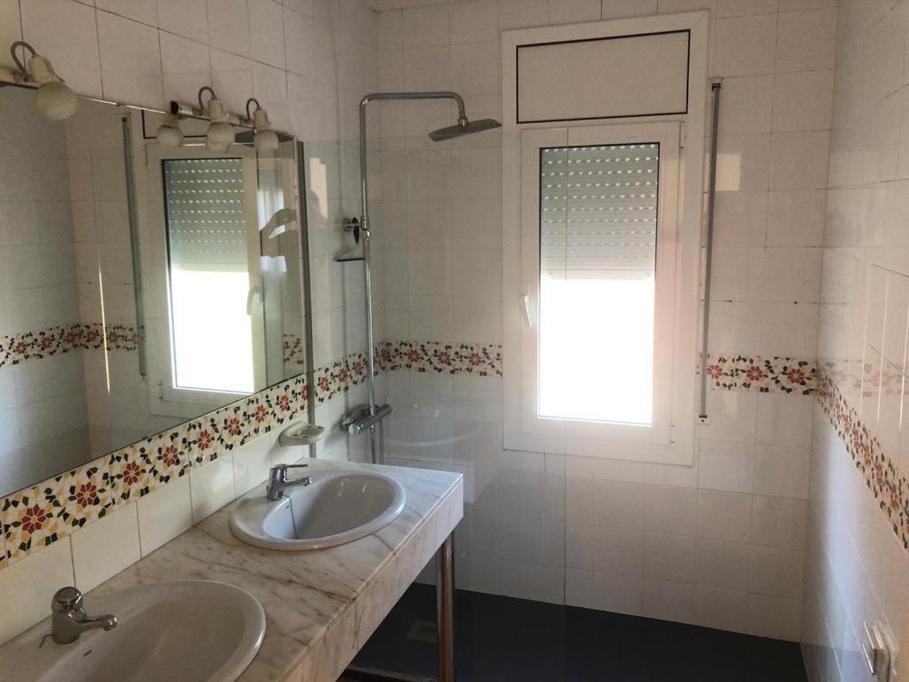 Casa Veuras Girona - Montilivi Villa Eksteriør billede