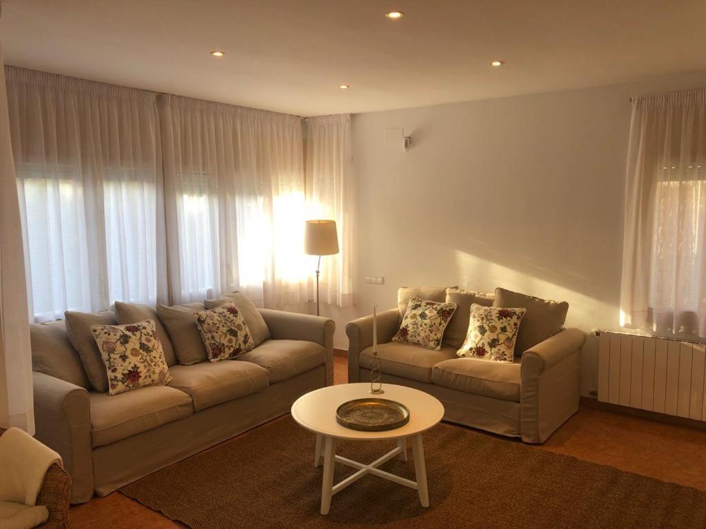 Casa Veuras Girona - Montilivi Villa Eksteriør billede